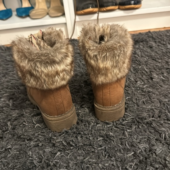 Fall/ winter brown boots - Picture 3 of 4